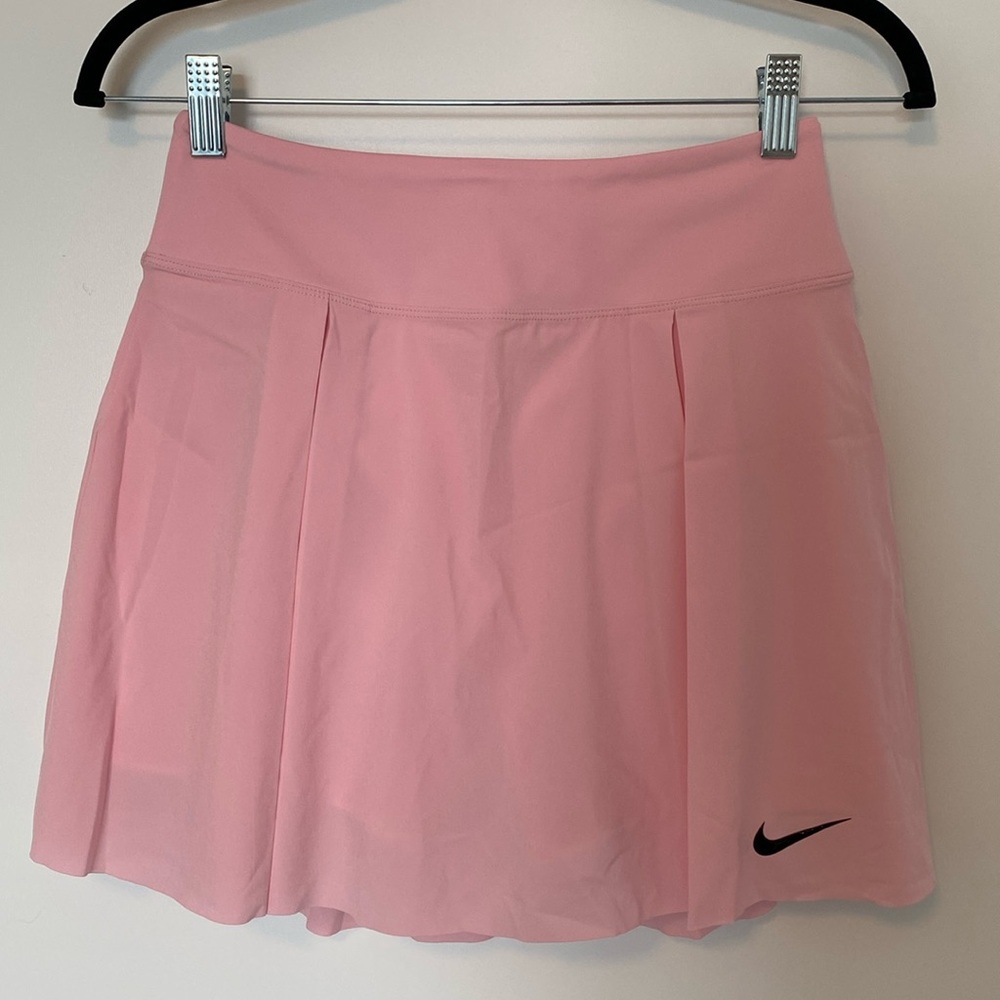 NWT Nike Tennis skirt pink size S